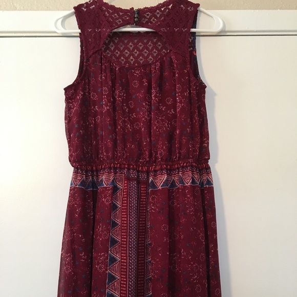 Xhilaration Aztec/Floral Maxi Dress - Picture 4 of 7